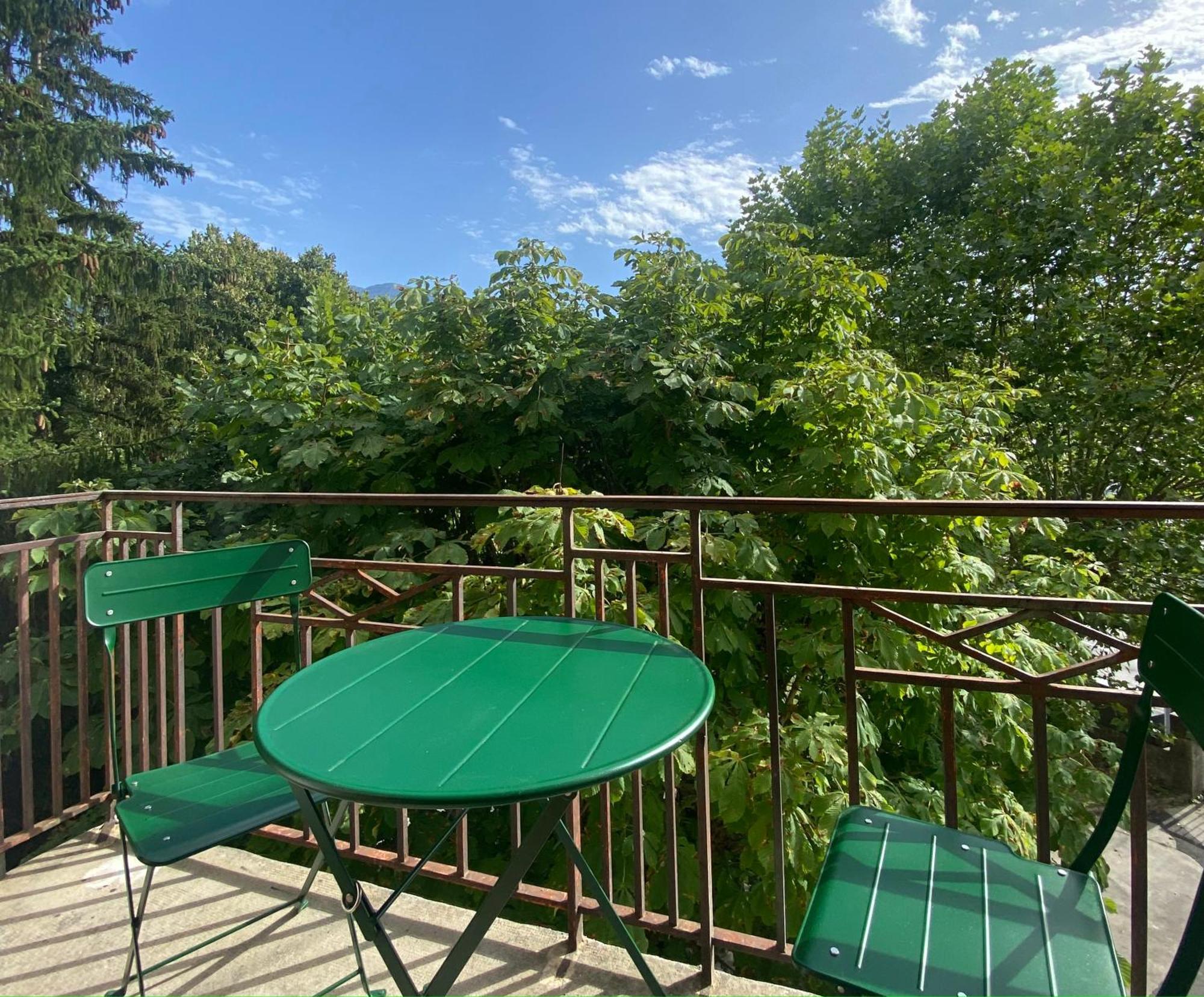 T2 Cocon Avec Balcon Et Parking Apartment La Roche-sur-Foron Luaran gambar