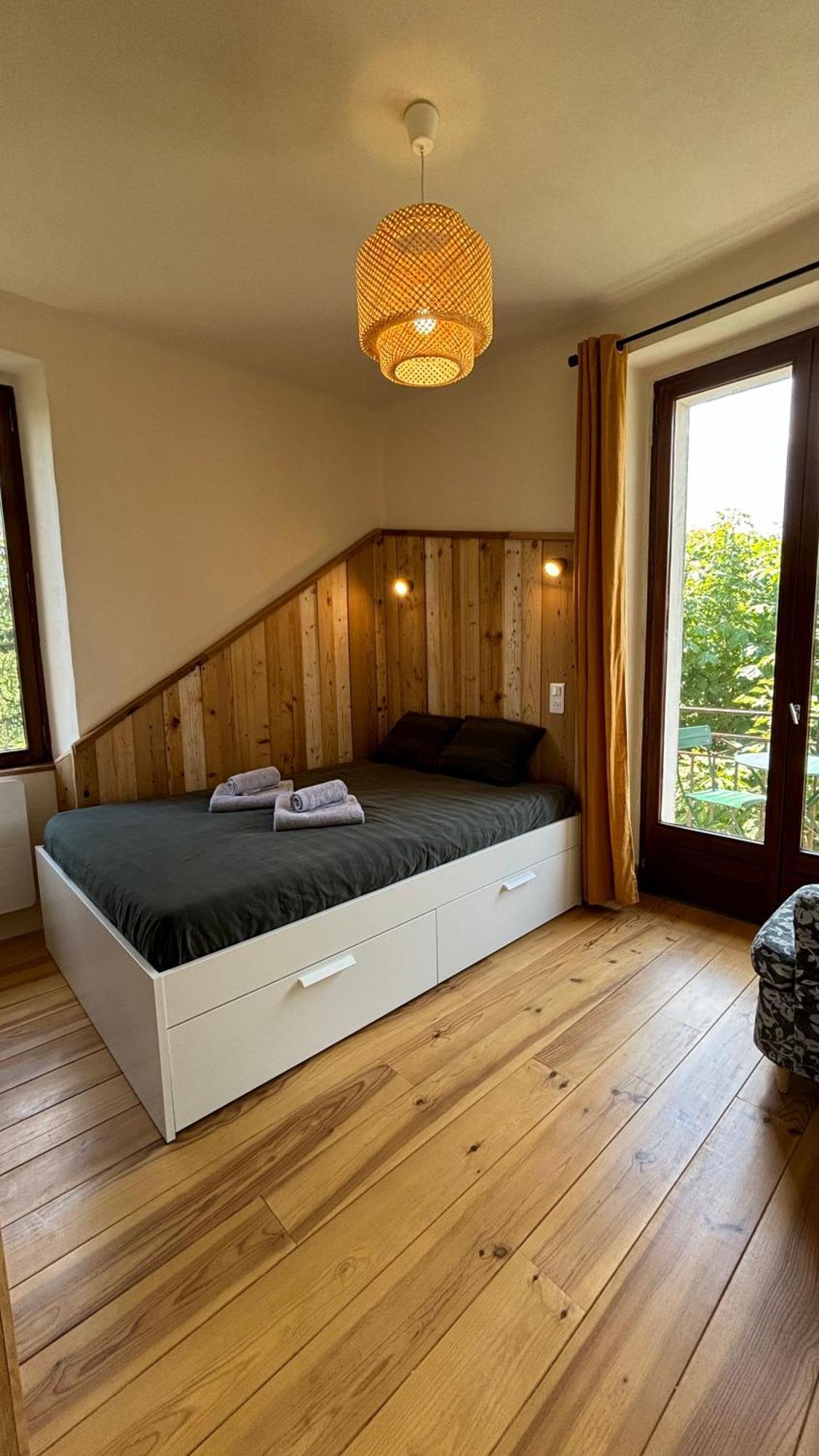 T2 Cocon Avec Balcon Et Parking Apartment La Roche-sur-Foron Luaran gambar